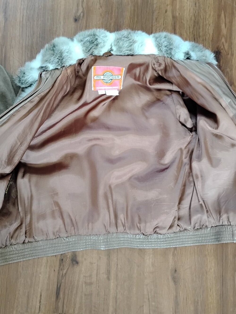 Vintage Ms. Pioneer Faux Fur Leather Jacket Coat - Picture 3 of 7